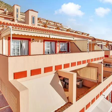 Floor, Sea View, Huge Terrace, Heated Pool, Garage *