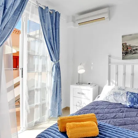 Apartmán Floor, Sea View, Huge Terrace, Heated Pool, Garage Los Cristianos (Tenerife)